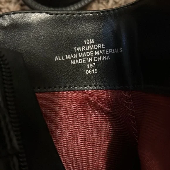 Tommy Hilfiger Black Booties NWOT - Picture 6 of 7